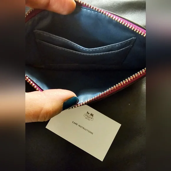 Coach Magenta Leather Slim Wristlet Clutch with silver chain New with Tags - Picture 5 of 14